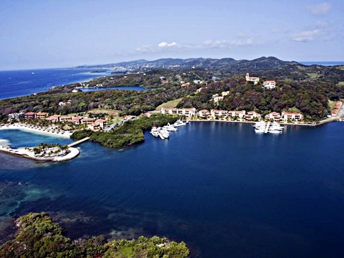Roatan Honduras private beach resort Excursion Booking