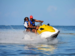 Roatan Guided Jet Ski, Reef Snorkel, and West Bay Beach Excursion