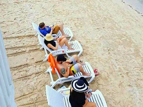 Roatan Private Chocolate Rum cake Factory, Sightseeing and Beach Break Excursion 