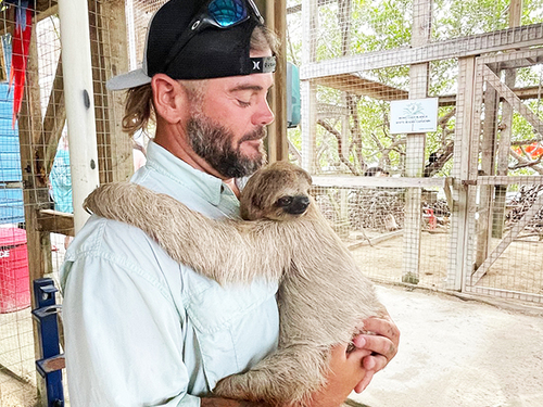 Roatan Sloth Farm and Little French Key Island Beach Excursion with Round-Trip Transport