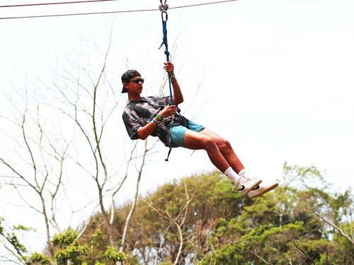 Roatan Zipline Park, Iguana Farm, Reef Snorkel, and Beach Excursion Combo