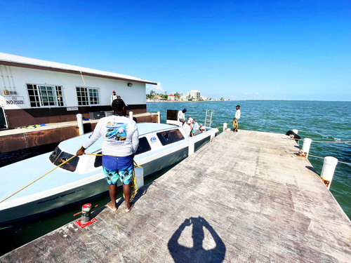 Belize  Belize City Caye Caulker beach break Prices