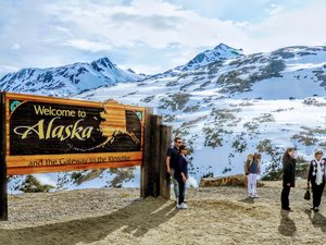 Skagway White Pass Summit and Highlights Excursion