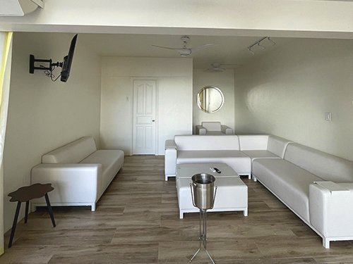 St Maarten Seaview Beach Hotel Private Cabana Day Pass