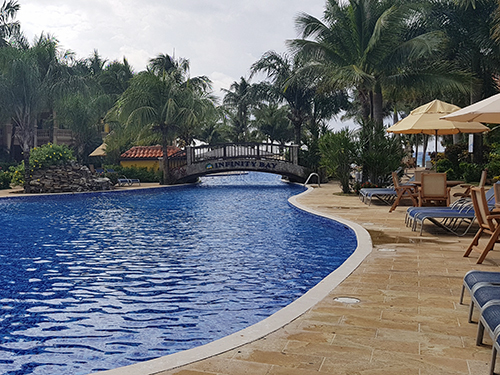 Roatan  Honduras pool Trip Prices
