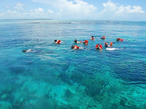 Belize Goff's Caye beach Trip Tickets
